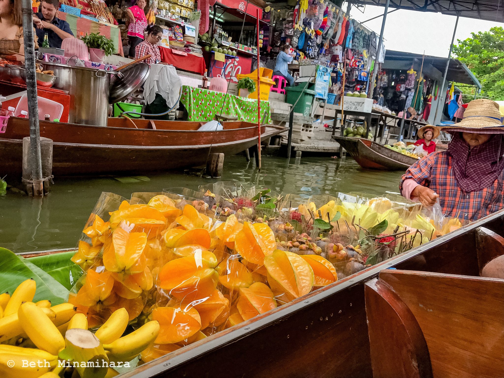 Damnoen Saduak Floating Market: The Biggest Floating Market in Bangkok ...